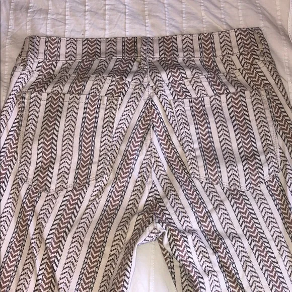 LOFT Brown and Cream Patterned Cropped Pants - Picture 3 of 5
